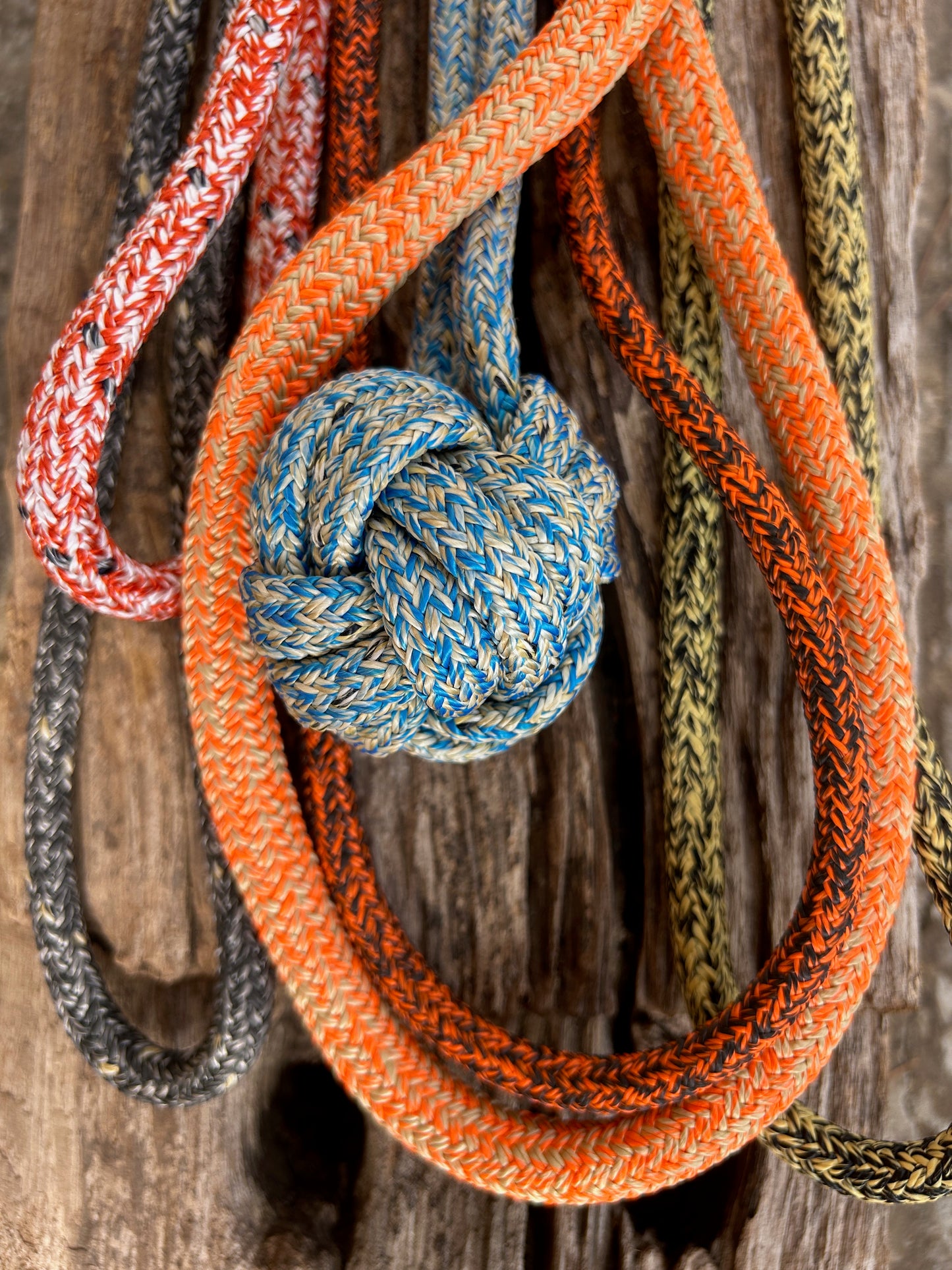 ENDLESS ROPES HANDBAG BUCKET