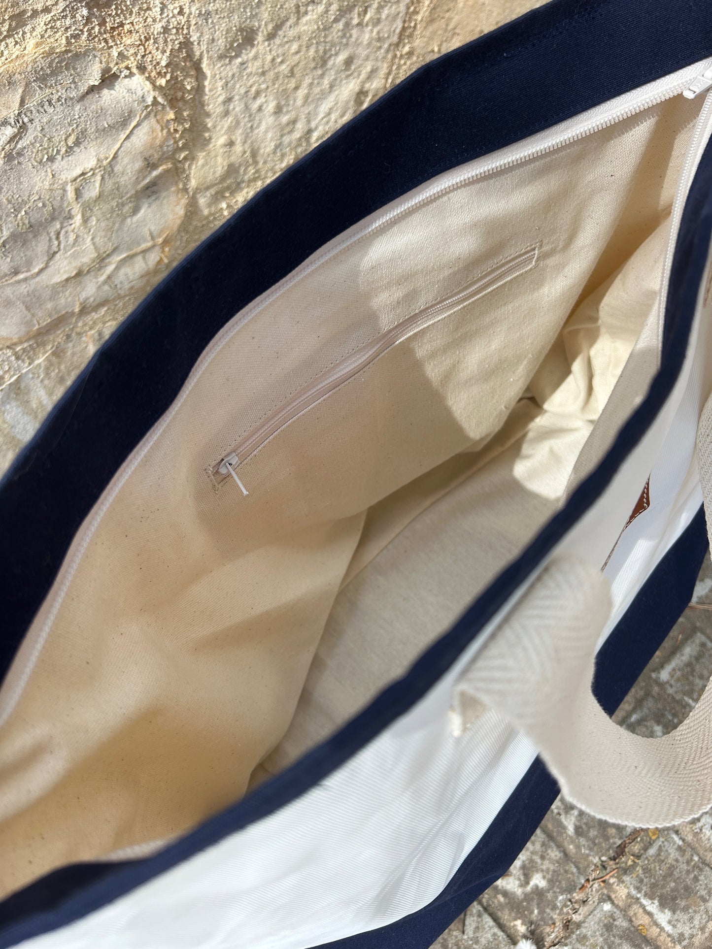 CLASSIC NAVY HANDBAG